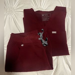 Burgundy fig scrubs! Size medium.
